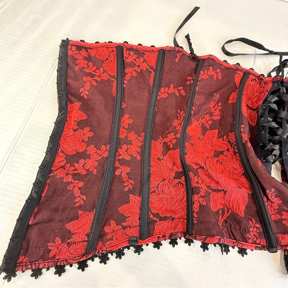 🖤 Shirley of Hollywood Red Black Brocade Corset ❤️ Size 38 Lace-Up Back Gothic - Picture 6 of 16